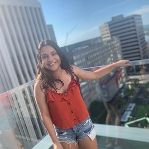 Meet your Posher, Liza